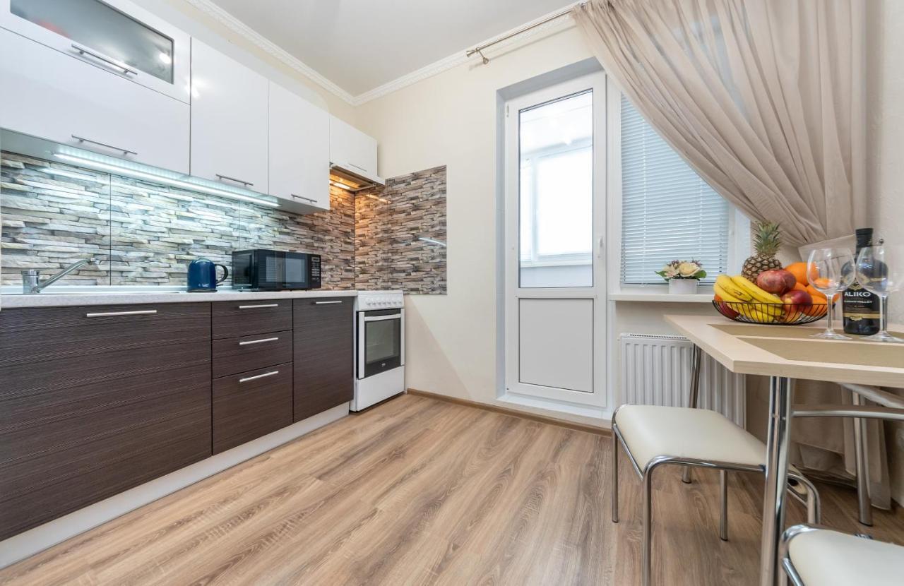 Осокорки Русовой 3 Apartment เคียฟ ภายนอก รูปภาพ
